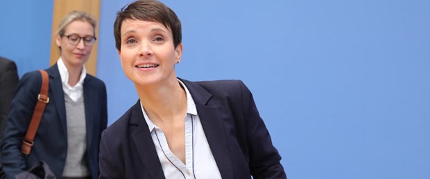 dpa-frauke-petry-wahl_c524313b365a6e1c6e0cd7bcec740e02.jpg