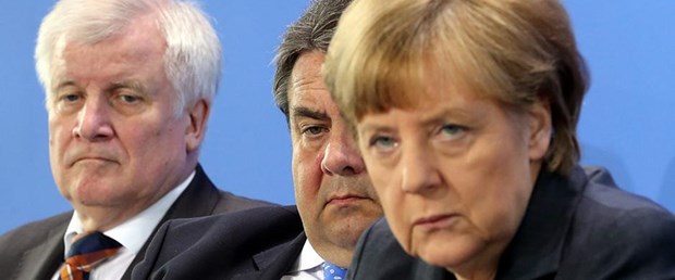 merkel-sığınmacı-bavyera091015.jpg