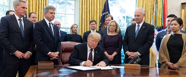 TRUMP3.jpg