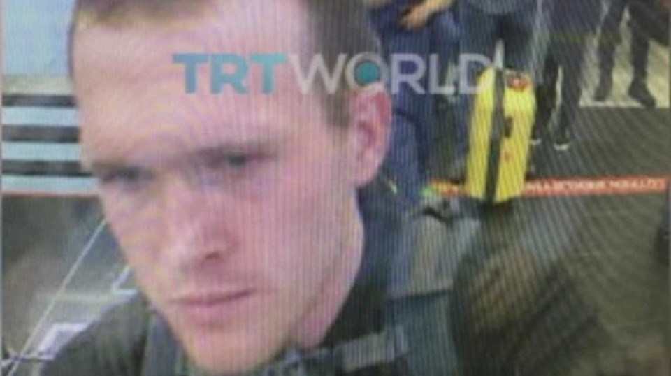 TRT World, teröristin Türkiye'ye giriş anını yayınladı.