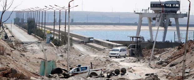 suriye YPG takba daeş110517.jpg