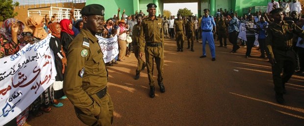 ab sudan afrika060719.jpg