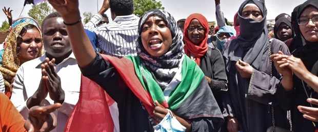 sudan afrika asker160419.jpg