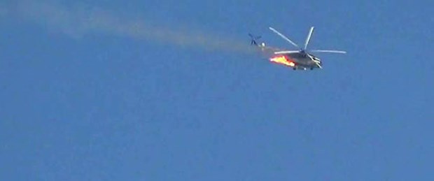 'Suriye'de askeri helikopter düşürüldü'