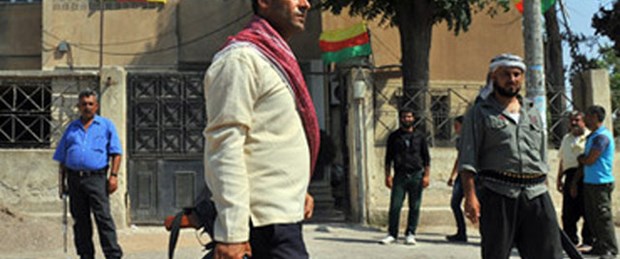 Suriyeli Kürtlerin kampında çatışma