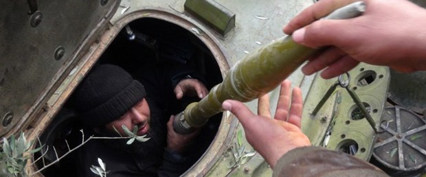suriye-elnusra-idlib280315