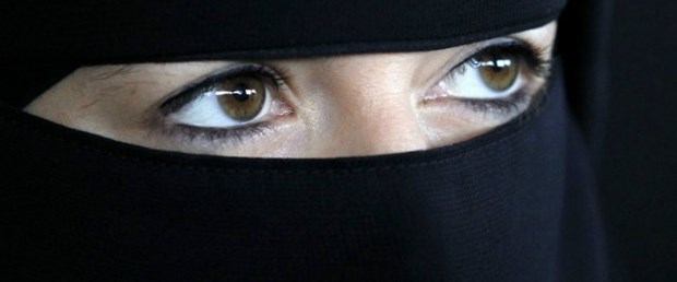 suudi-arabistan-seçim-kadın141015.jpg
