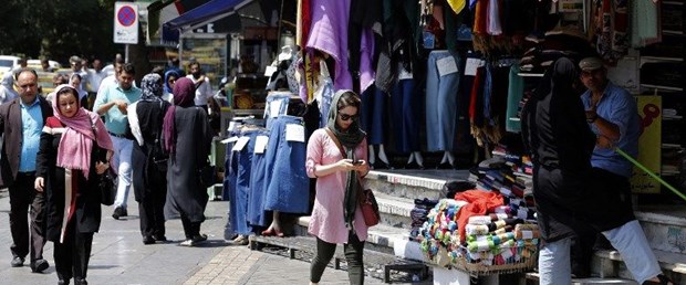 iran kalabalık.jpg