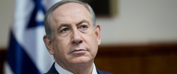 israil netanyahu barak istifa080117.jpg