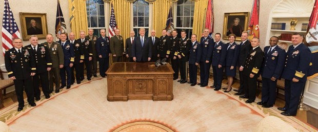 donald trump rusya suriye füze110418.jpg