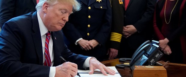 trumpveto.JPG