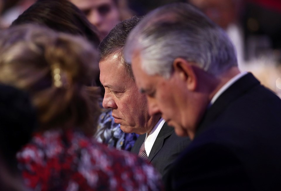 Ürdün Kralı Ulusal İbadet Kahvaltısı'nda yeni Dışişleri Bakanı Rex Tillerson'ın yanında yer almıştı