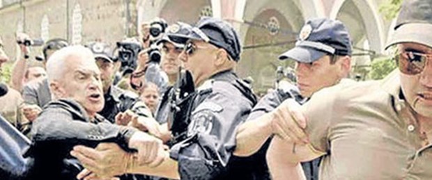 Türk vekile yumruk