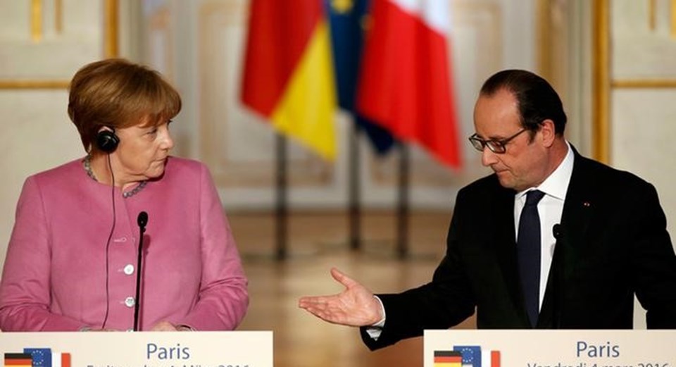 Pazartesi günü yapılacak Türkiye-AB Zirvesi öncesinde bir araya gelen Almanya Başbakanı Angela Merkel ve Fransa Cumhurbaşkanı François Hollande, sığınmacı krizine ortak bir çözüm bulunması gerektiğinin altını çizdi.