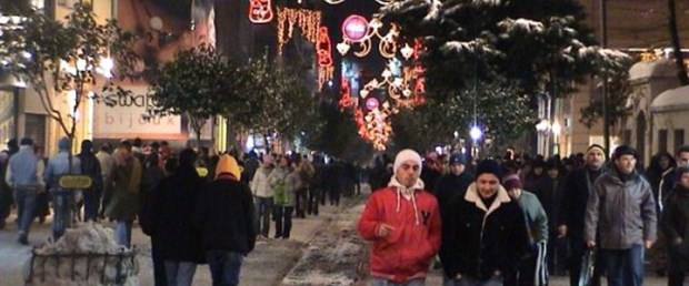 Türkler dışarıya 'daha olumlu bakıyor'