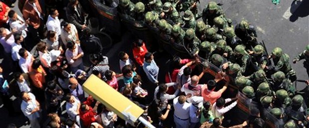 Uygur’da protestolar yeniden başladı
