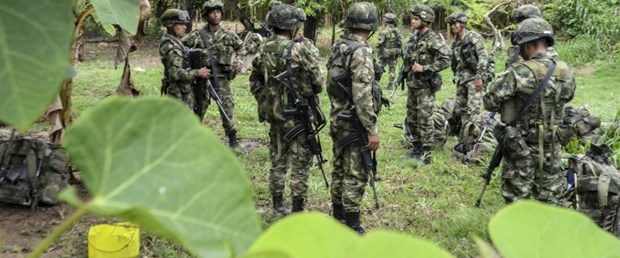 venezuela kolombiya asker240317.jpg