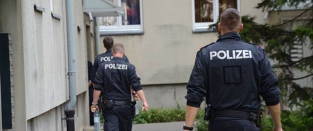 polis.jpg