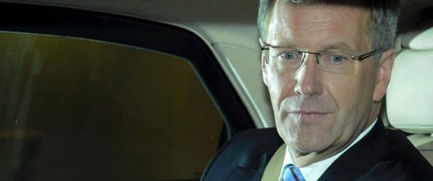 Wulff maaşından da olabilir