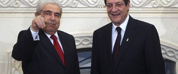 Yeni Rum liderin ilk mesajı Türkiye'ye