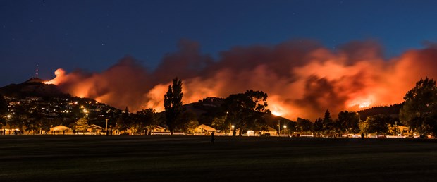 2017-02-16T035142Z_130553530_RC16C6E306D0_RTRMADP_3_NEWZEALAND-WILDFIRES.JPG