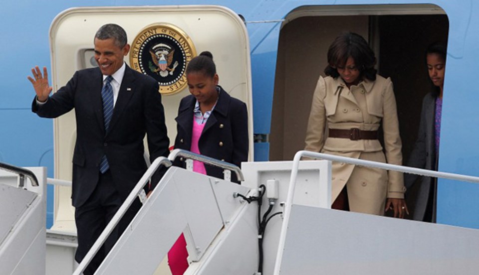 ABD Başkanı Obama, zirveye eşi ve iki kızıyla birlikte geldi.
