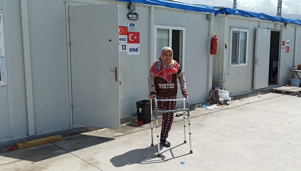 Ev almak biriktirdiği para, depremde enkazda kayboldu