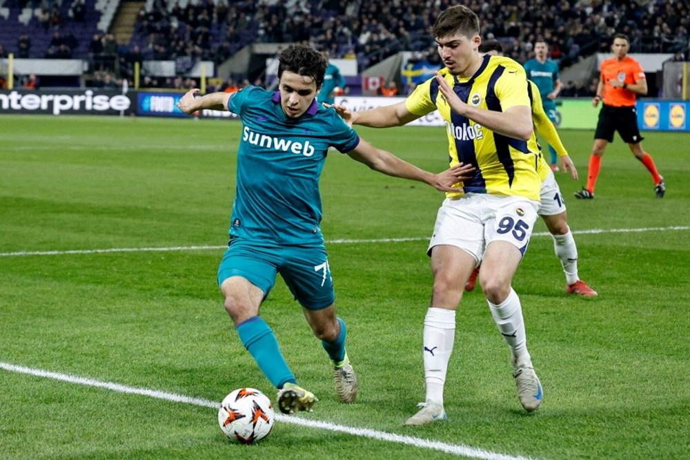 "Yusuf Akçiçek'e 40 Milyon Euro'luk Yeni Teklif: Fenerbahçe'den Yeni Bir Dalgıç" 75 dv Eg6IkFka3dD4ODhY qw