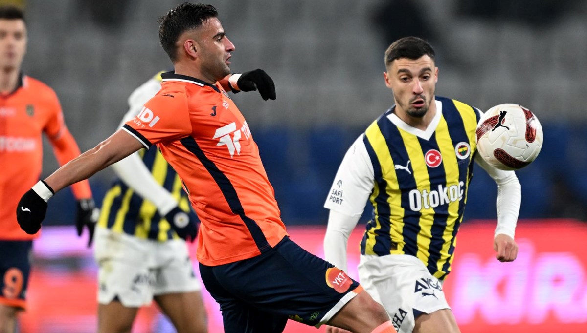 Başakşehir Kulübü'nden Deniz Türüç açıklaması Başakşehir Kulübü'nden Deniz Türüç açıklaması