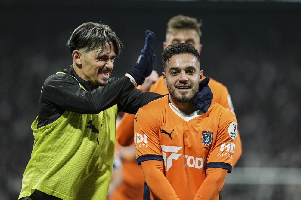 Beşiktaş üçüncülük fırsatını kaçırdı: Dolmabahçe'de protesto 73 dyeKVSasuUGBqnQQ2oqgNQ