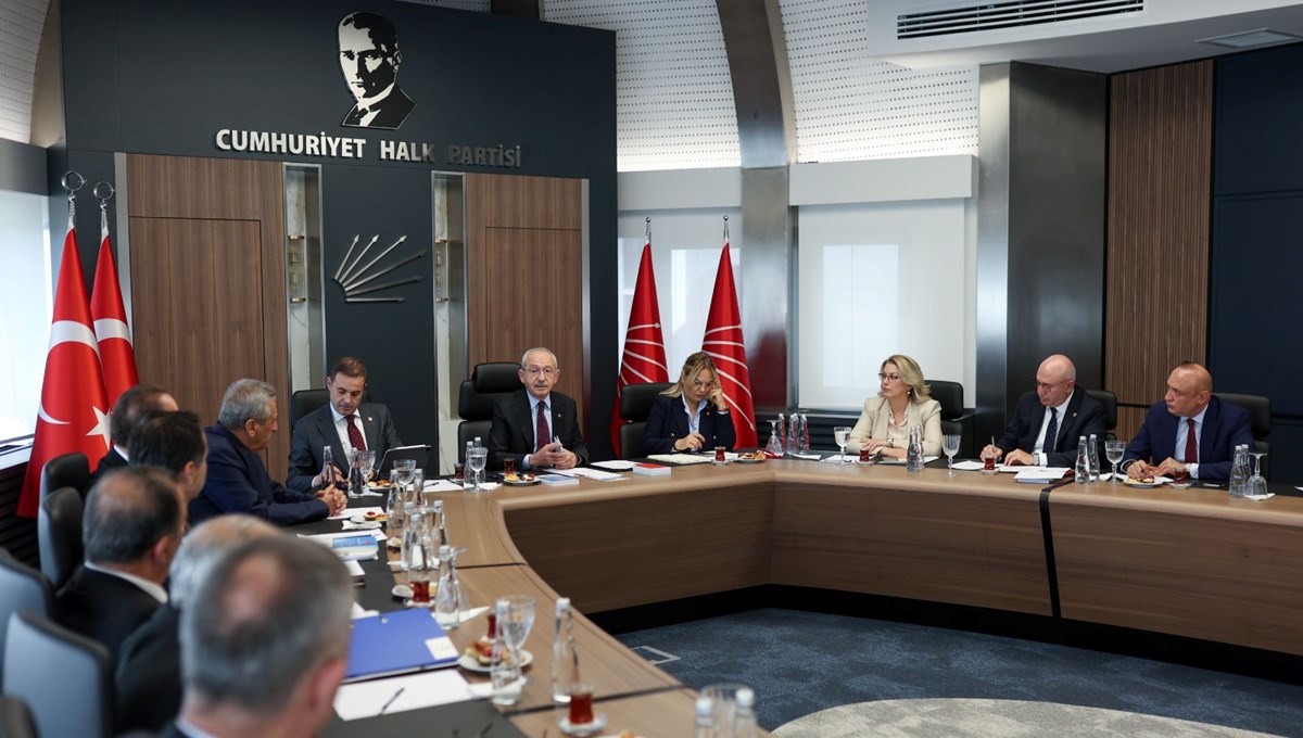 Kemal Kılıçdaroğlu’ndan milletvekillerine yerel seçim talimatı Kemal Kılıçdaroğlu’ndan milletvekillerine yerel seçim talimatı
