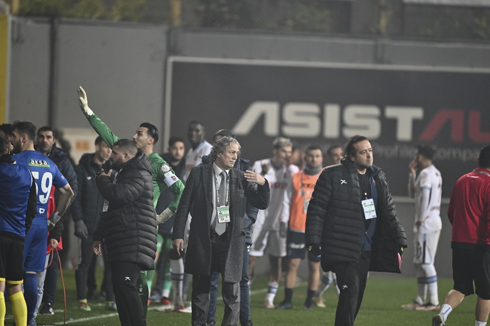 SON DAKİKA: İstanbulspor yönetimi takımı sahadan çekti, maç yarıda kaldı - 3