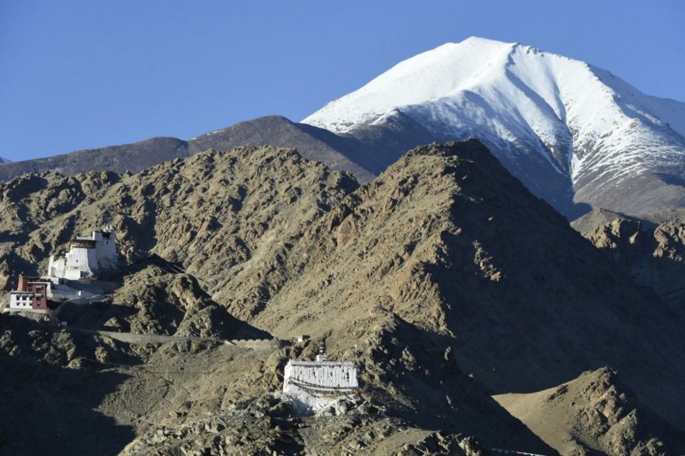 Çin, Himalayalar'da geri adım atıyor - 1