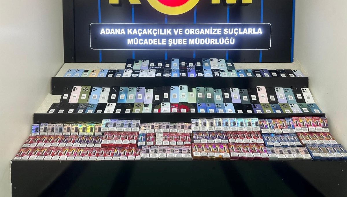 Adana'da tırda kaçak 100 cep telefonu ele geçirildi