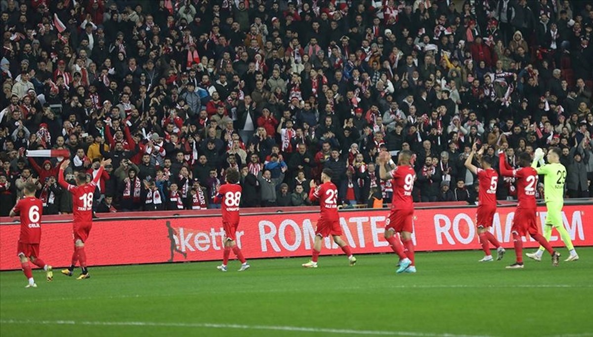 Samsunspor'un 11 yıllık Süper Lig hasreti 1 galibiyet sonra bitecek