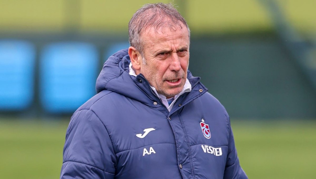 Abdullah Avcı'nın Fenerbahçe istatistiği: 3 kez liderlik koltuğundan etti Abdullah Avcı'nın Fenerbahçe istatistiği: 3 kez liderlik koltuğundan etti