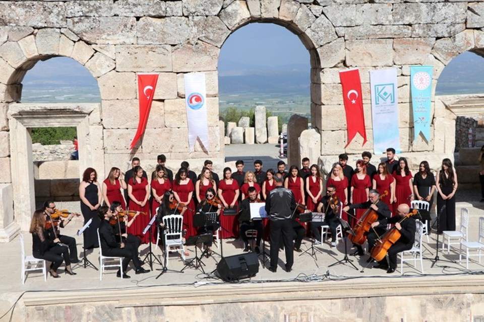 Kibyra Antik Kenti'nde 'Medeniyetler Arası Müzik Mozaiği' konseri - 1