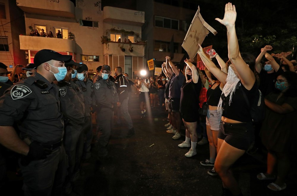 Netanyahu karşıtı gösteriler kısıtlamalara rağmen sürüyor - 8