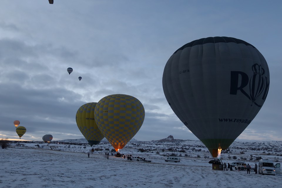 Kapadokya'da balon turlarına kar engeli - 1