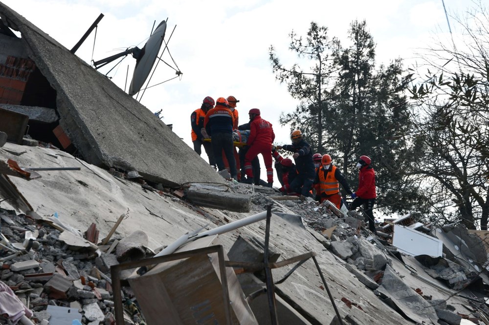 Deprem bölgesinden mucize kurtuluşlar - 121
