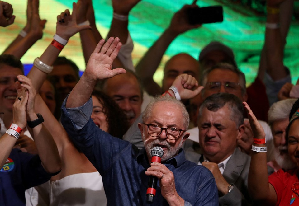 SON DAKİKA HABERİ: Brezilya'da seçimi solcu lider Lula da Silva kazandı - 1