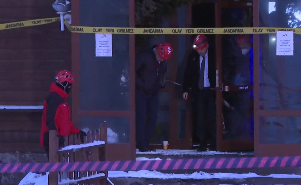 Kartalkaya'daki otel yangını faciası: Bilirkişi heyeti Grand Kartal Otel'de inceleme yaptı - 3