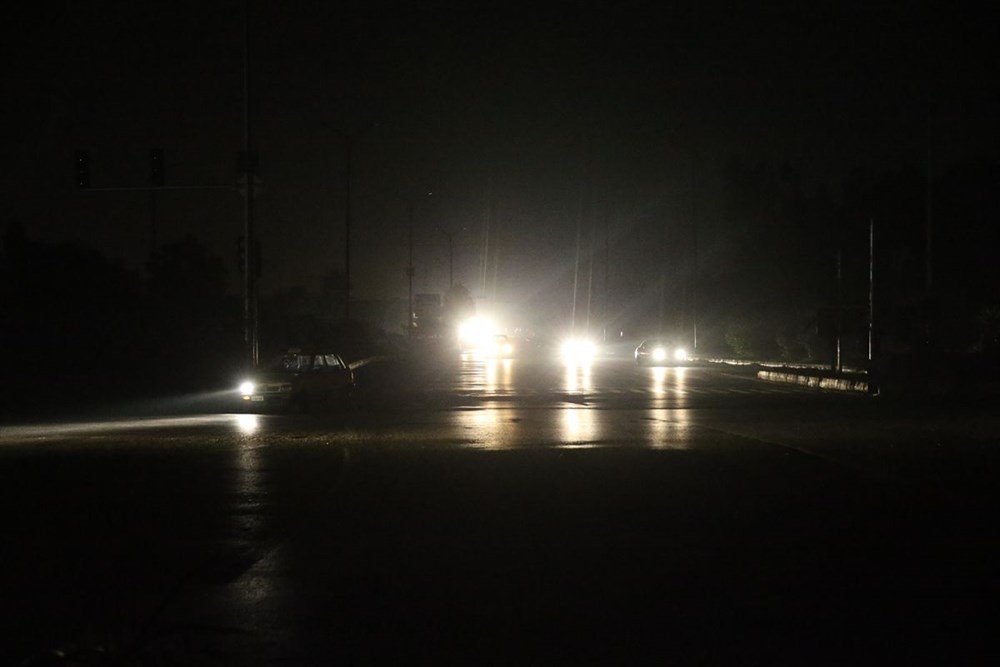 Many cities in Pakistan experience blackouts - 8