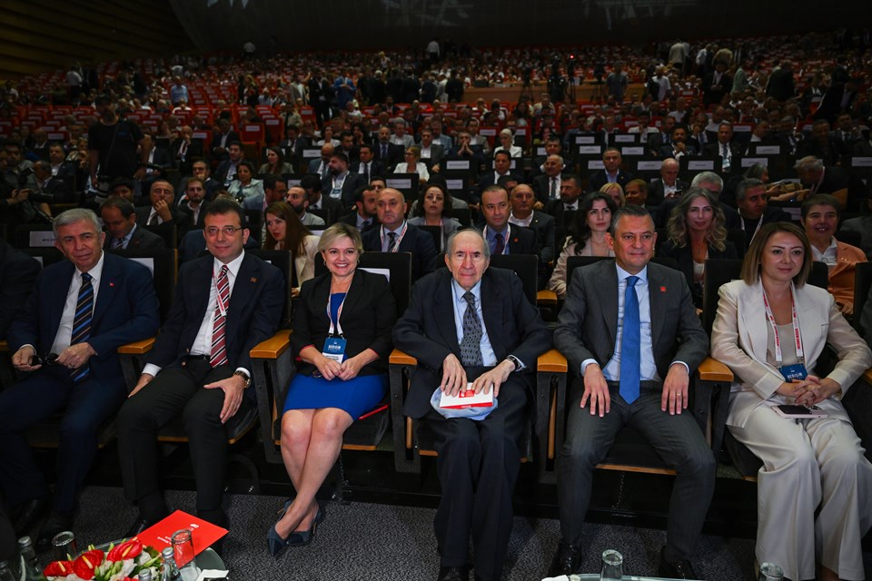 CHP Tüzük Kurultayı’nda ikinci gün | Özel: Gelecek yılın Kasım ayına kadar erken seçime varız - 2