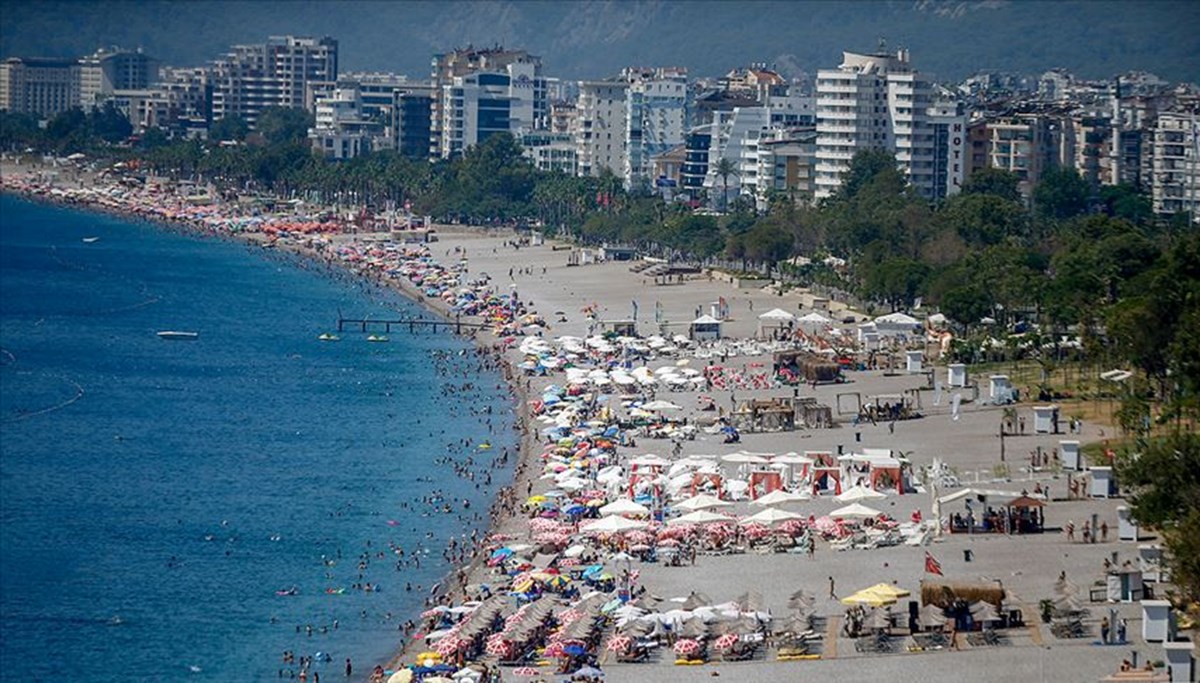 Yerli turistten 230 milyar liralık harcama