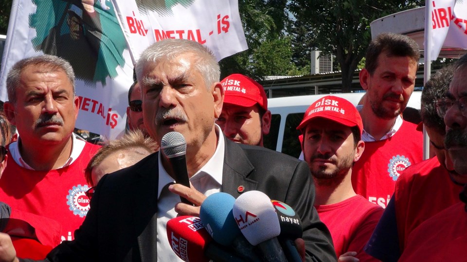 Birleşik Metal-İş Sendikası, Atatürk Havalimanı'nda eylem yaptı - 1