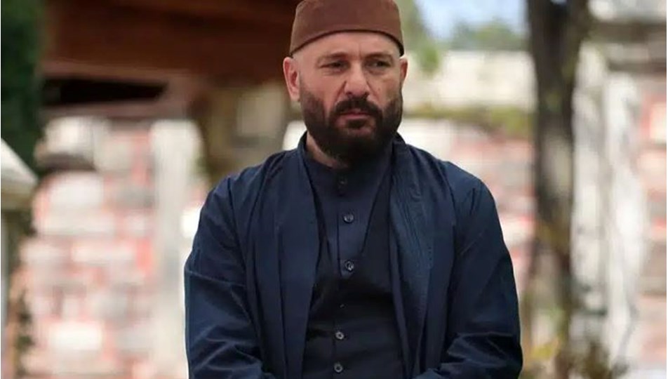 Kızıl Goncalar dizisinde Cüneyd'in babası Vahit'i canlandıracak olan Tolga Tekin kimdir?