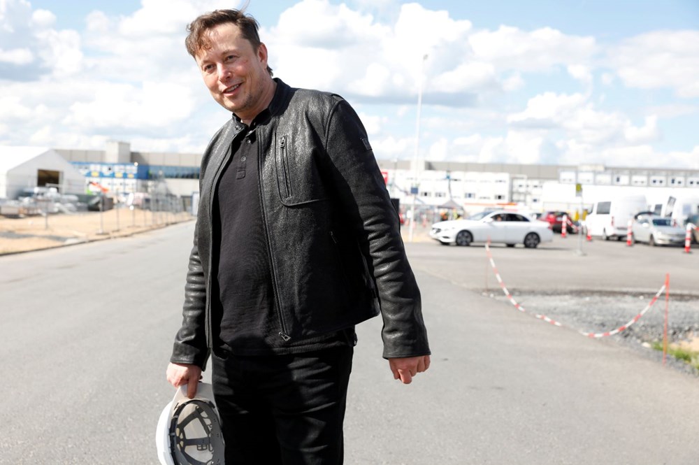 Elon Musk: 40 yıl içinde Mars'ta Tesla fabrikası kurabiliriz - 6