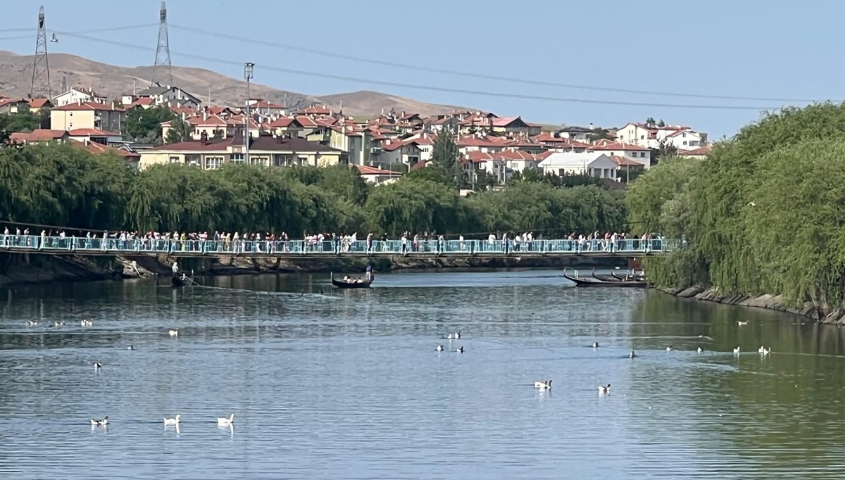 'Tahtalı Köprü'nün denge demiri kırıldı