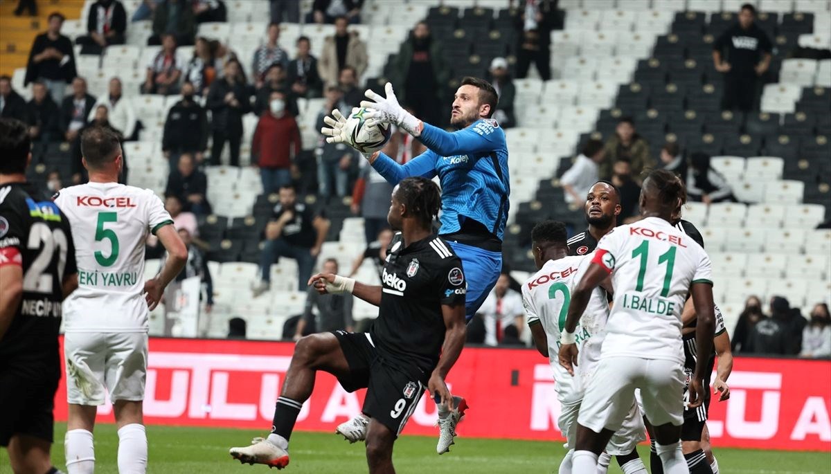 SON DAKİKA: Beşiktaş Giresunspor'a 4-0 yenildi
